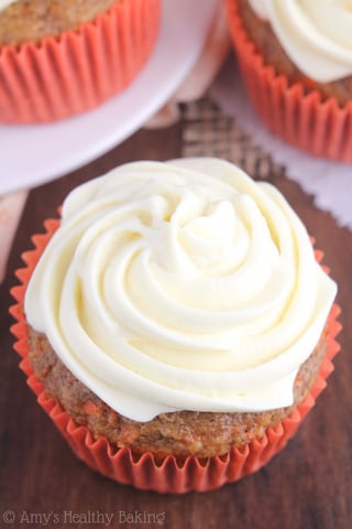 carrot-cake-cupcakes_6522.jpg